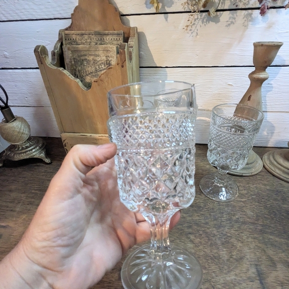 Set of Four Wexford Wine / Water Goblets - Picture 6 of 7